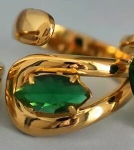 Timeless Shine Emerald